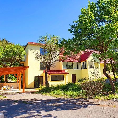 Cely Apartmanovy Dom Donovaly-Hanesy Ngoại thất bức ảnh